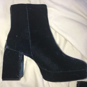 Dark blue velvet booties